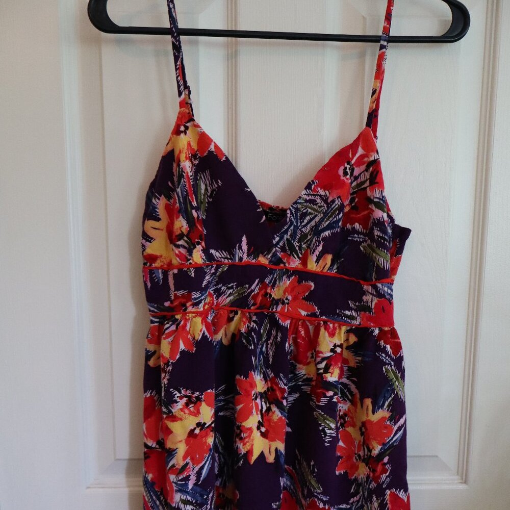 Forever 21 Purple mini dress with tropical floral details. Sz L